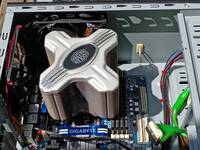 Cooler Master Hyper Z600 above view