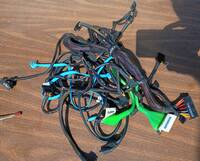 Cables pulled out of the machine (round SATA cables!)